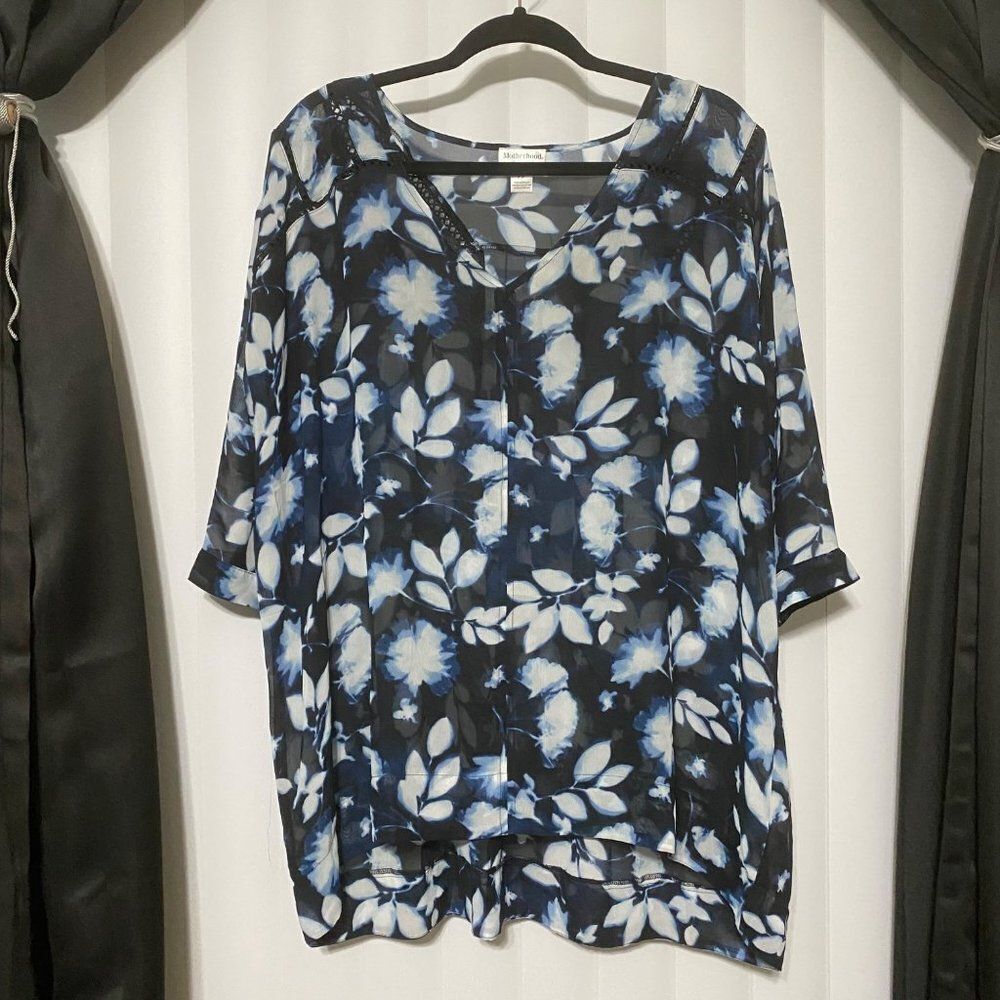 Motherhood Maternity blue floral sheer low/high blouse